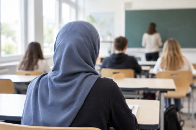 Neu seit September 2026: Kopftuchverbot bis zum 14. Lebensjahr an Schulen